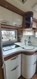 Hymer B678 Experience – 3.0 L 177 ch Automatique – Intégral Premium – 4 couchages – Image 5