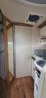 Hymer B678 Experience – 3.0 L 177 ch Automatique – Intégral Premium – 4 couchages – Image 25