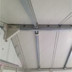 Abri de jardin en PVC 11,2m² DECO gris foncé et blanc Grosfillex – Image 10